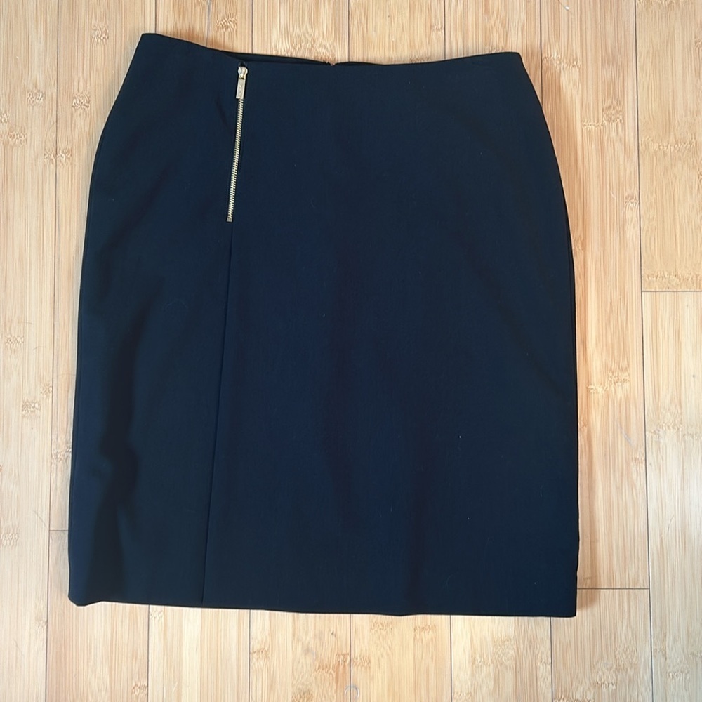 Calvin Klein Black Pencil Skirt with Gold Embellishments size 6 - Picture 3 of 10
